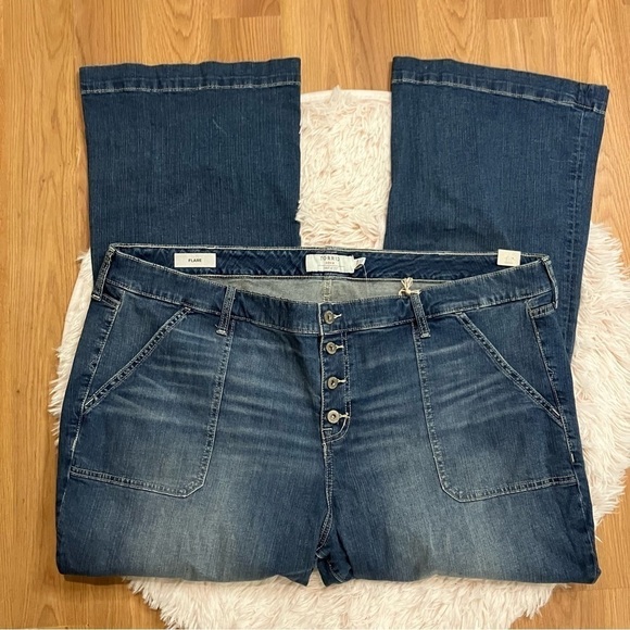 Torrid Blue Flare Vintage Stretch Mid Rise Jeans - Picture 2 of 11